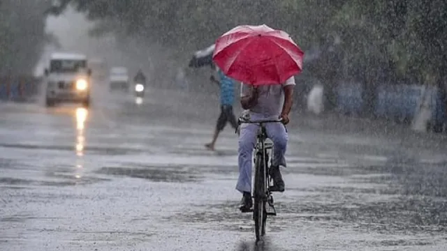  സംസ്ഥാനത്ത് ഇന്ന് ഒറ്റപ്പെട്ട ശക്തമായ മഴയ്ക്ക് സാധ്യത; നാല് ജില്ലകളില്‍ യെല്ലോ അലേര്‍ട്ട്