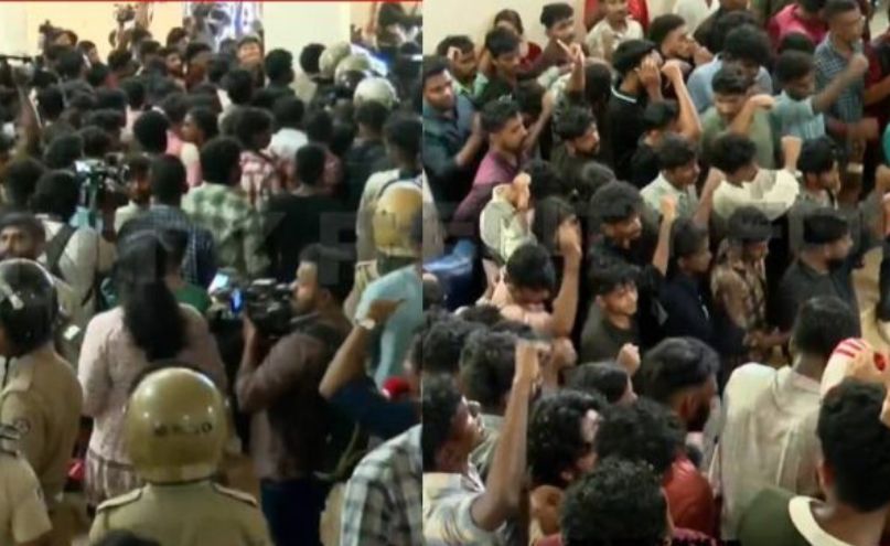  കേരള സർവകലാശാലയിൽ വൈസ് ചാൻസലർ മോഹനൻ കുന്നുമ്മലിനെതിരെ എസ്എഫ്ഐ പ്രതിഷേധം