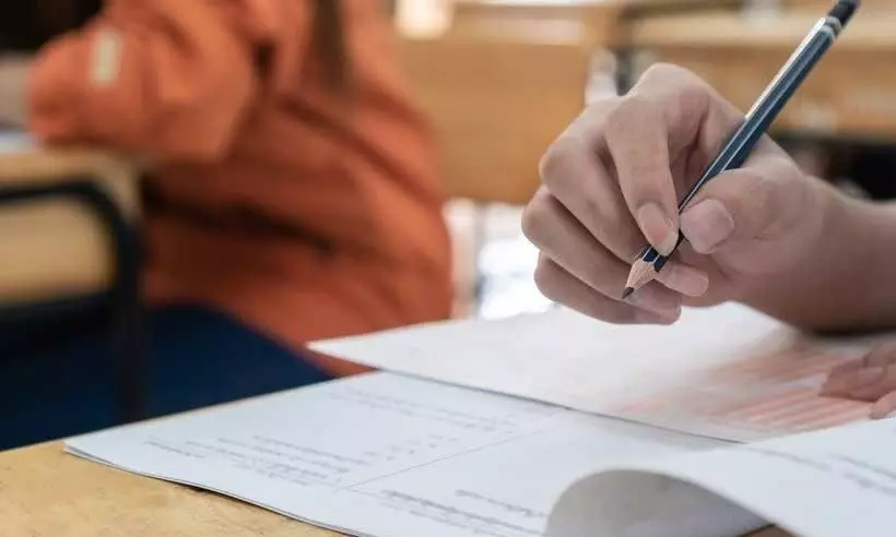 സിബിഎസ്ഇ 10, 12 ക്ലാസ് പരീക്ഷ തീയതികൾ പ്രഖ്യാപിച്ചു