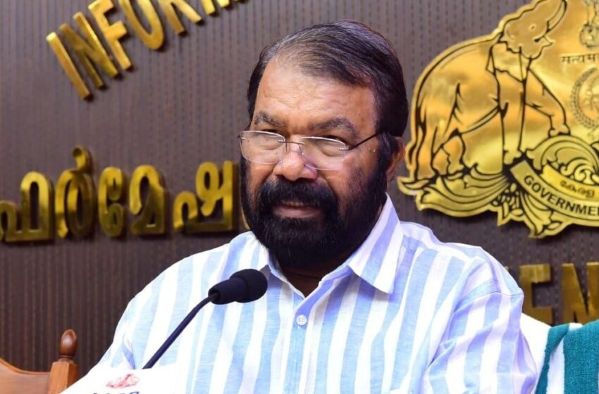  സ്‌കൂളുകളില്‍ മതനിരപേക്ഷ സ്വാഗതഗാനം, ചര്‍ച്ചയ്ക്ക് തുടക്കമിട്ട് വിദ്യാഭ്യാസ മന്ത്രി