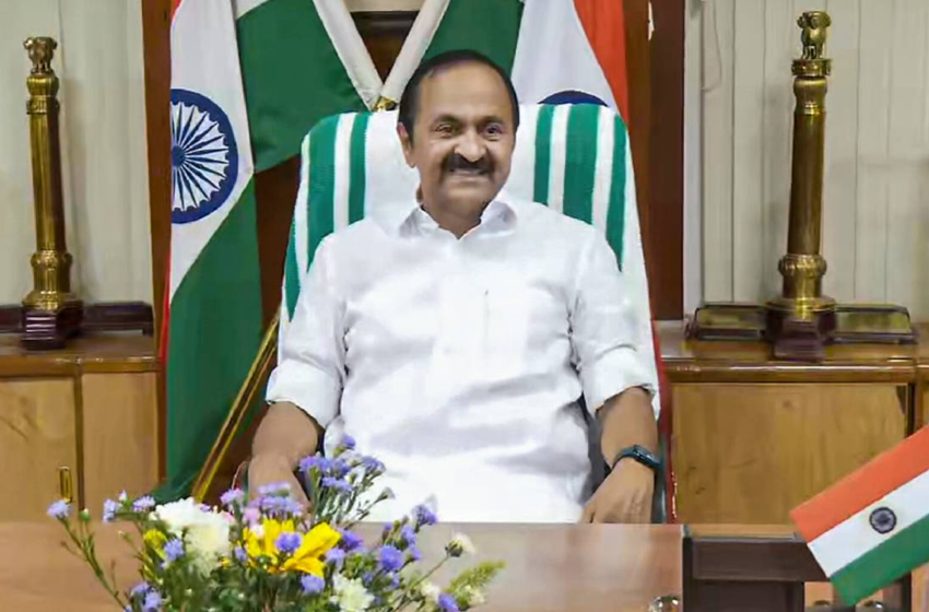  വീര്യം കുറഞ്ഞ മദ്യവിൽപ്പന: തിടുക്കത്തിൽ തീരുമാനമില്ല; വിശദചർച്ചയ്ക്ക് യുഡിഎഫ്